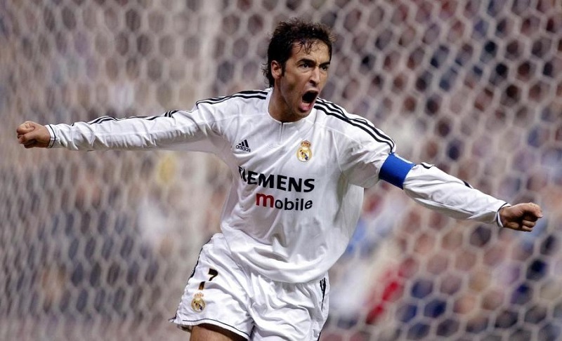 Đội hình Real Madrid mạnh nhất - Tiền đạo Raul Gonzalez