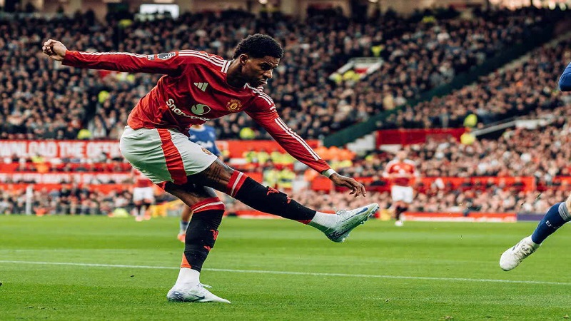 Rashford là Viên ngọc quý của Quỷ Đỏ